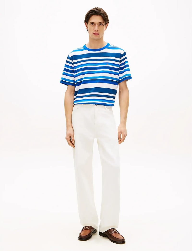 Tommy Hilfiger - MULTI STRIPE CREPE TEE - kortærmede t-shirts - blue jean multi stripe - 3