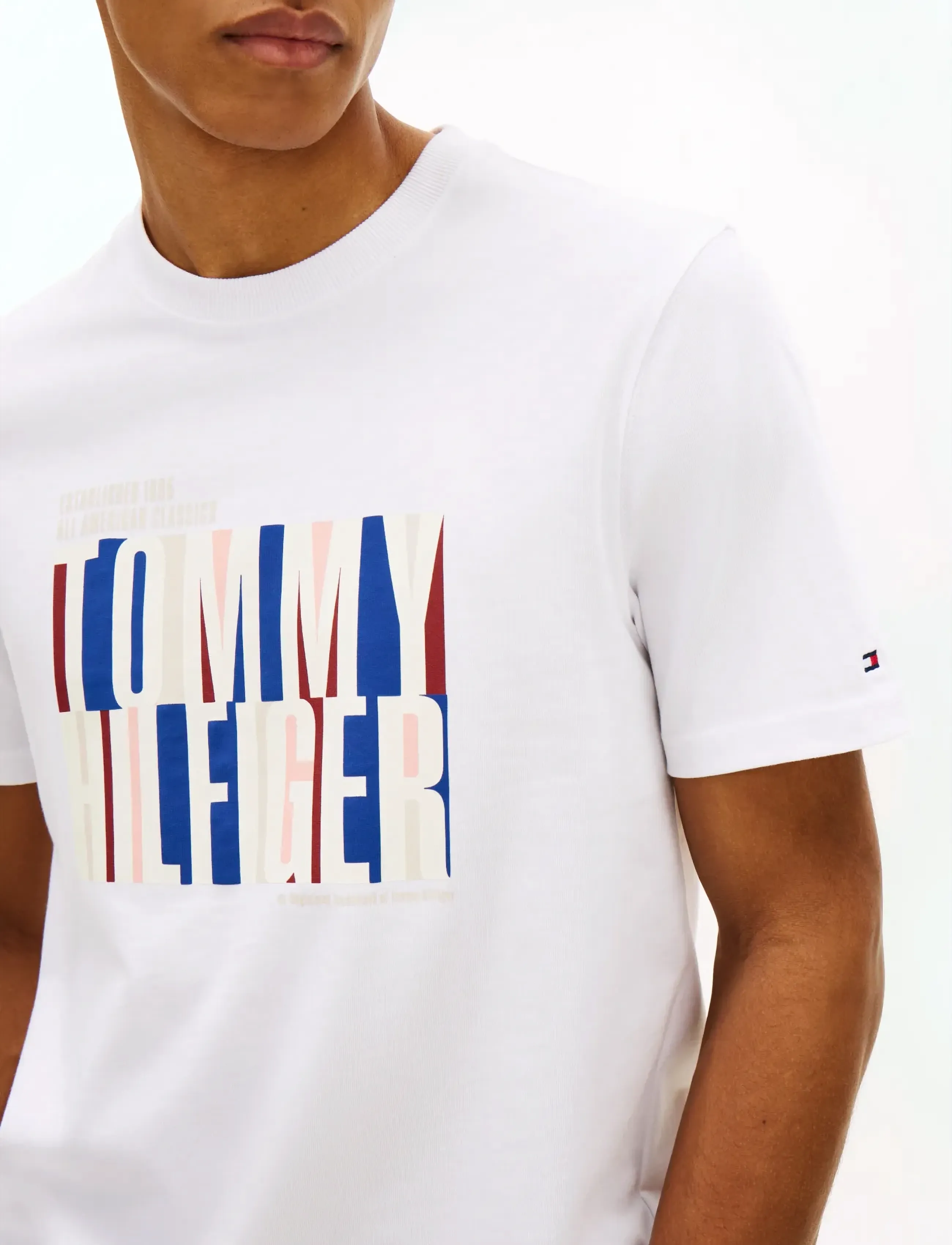 Tommy Hilfiger - SPLIT COLOUR GRAPHIC TEE - short-sleeved t-shirts - white - 4