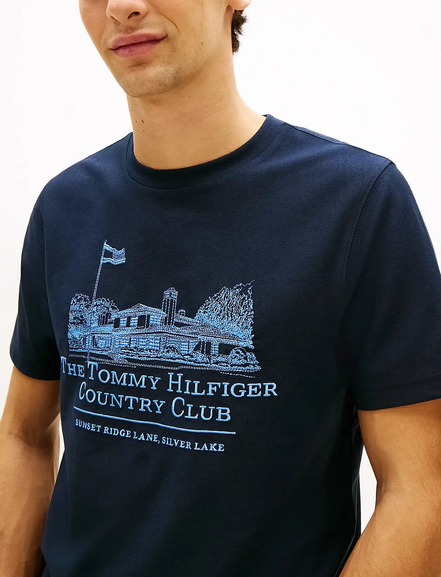 Tommy Hilfiger - COUNTRY CLUB GRAPHIC TEE - kortærmede t-shirts - desert sky - 4