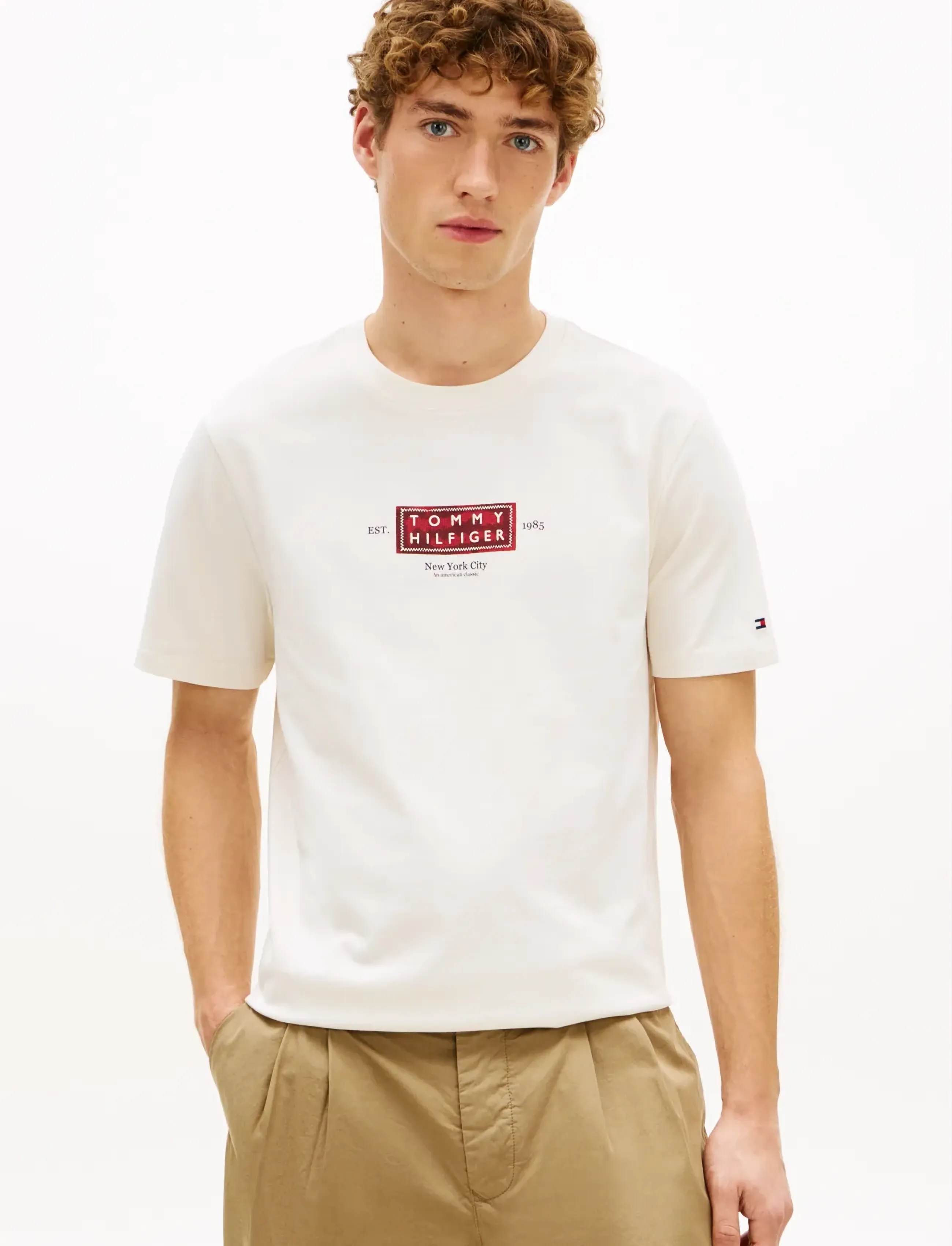 Tommy Hilfiger HERITAGE LABEL TEE - T-Shirts - IVORY PETAL / cream