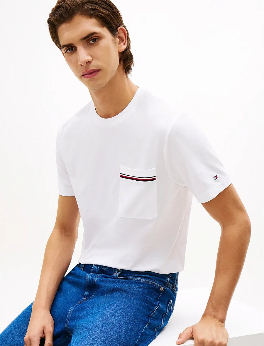 Tommy Hilfiger - GLOBAL STRIPE PIQUE POCKET TEE - kurzärmelige t-shirts - white - 4