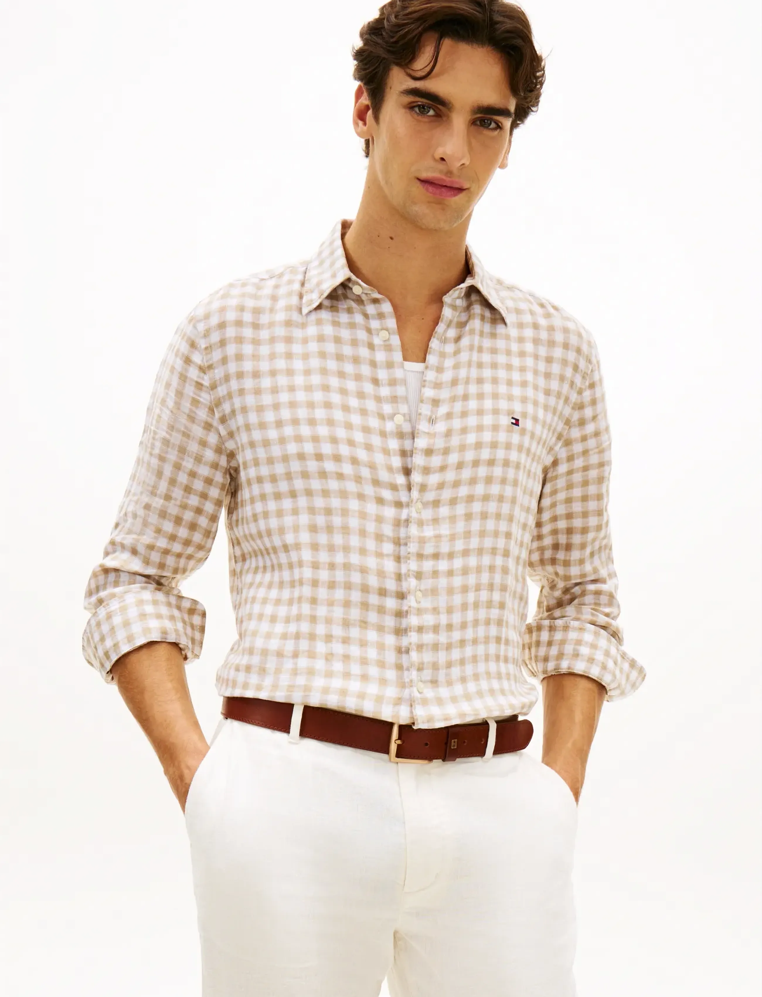 Tommy Hilfiger LINEN ESSENTIAL GINGHAM RF SHIRT - Skjortor - SANDALWOOD   CHECK / beige