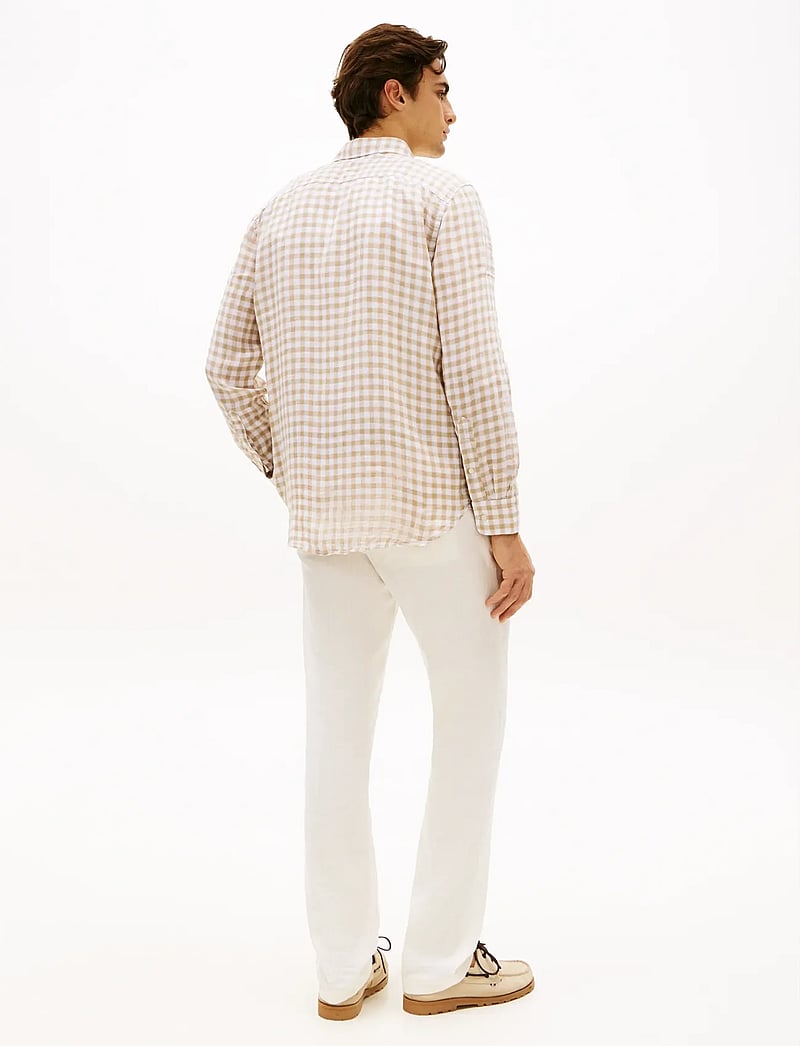 Tommy Hilfiger - LINEN ESSENTIAL GINGHAM RF SHIRT - linased särgid - sandalwood check - 2