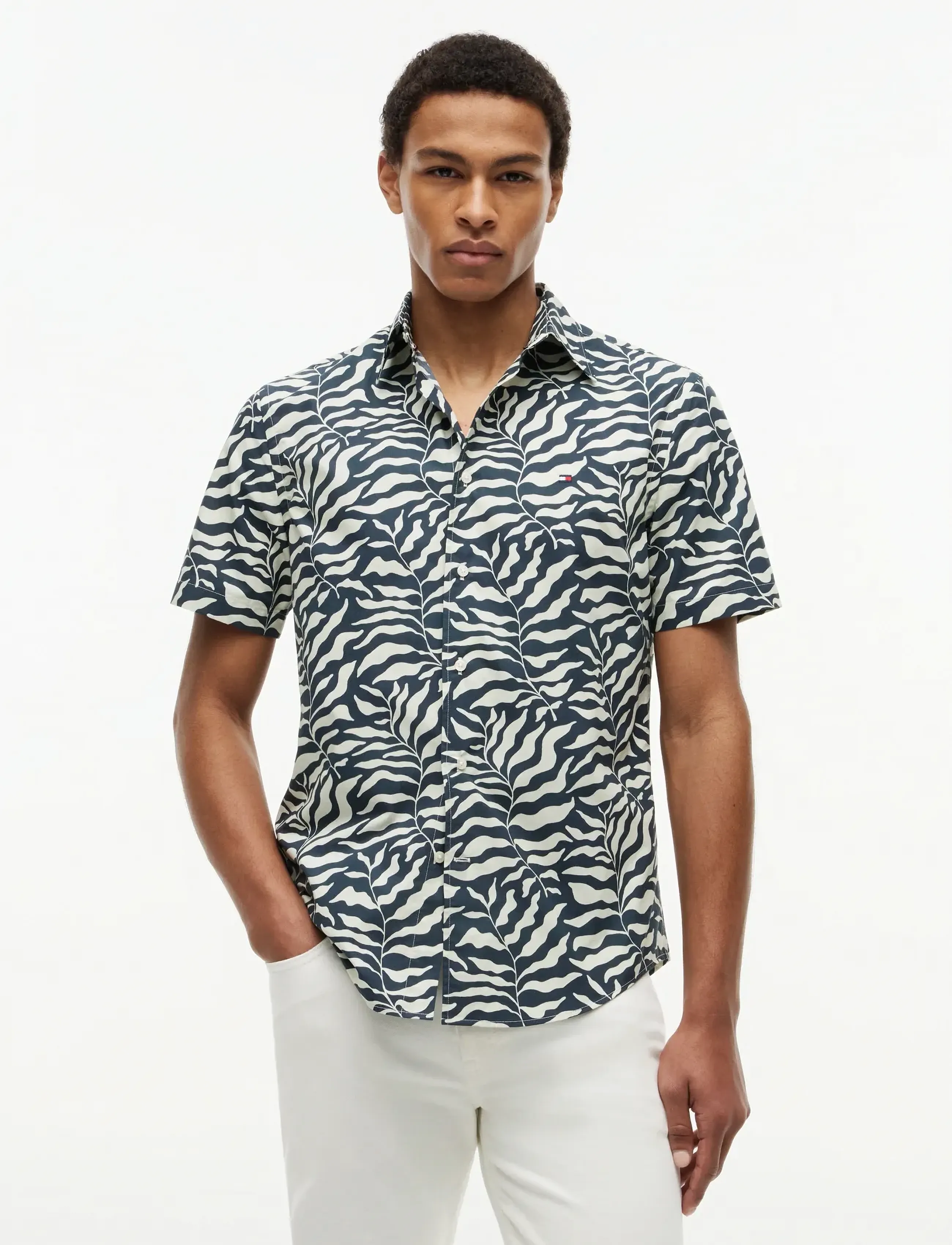 Tommy Hilfiger PAPERTOUCH PALM SS RF SHIRT - Tommy Hilfiger - BLACK   ALLOVER / navy