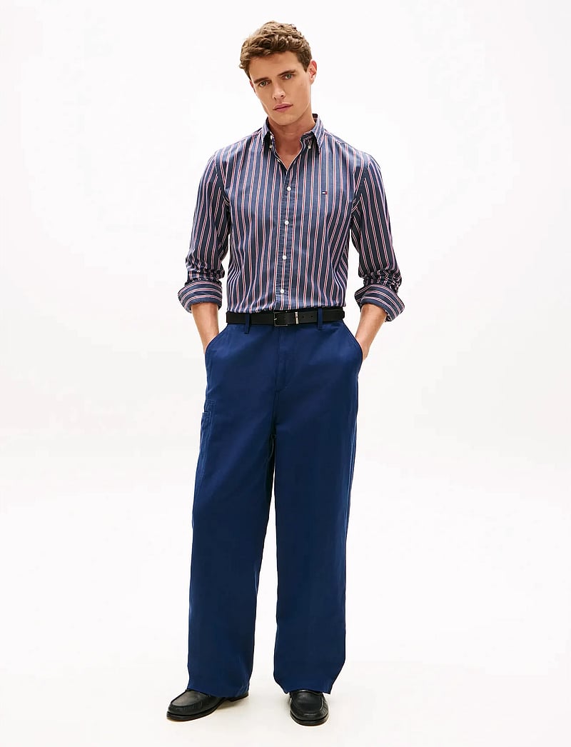 Tommy Hilfiger - FLEX POPLIN BOLD STRIPE RF SHIRT - gestreifte hemden - carbon navy stripe - 3