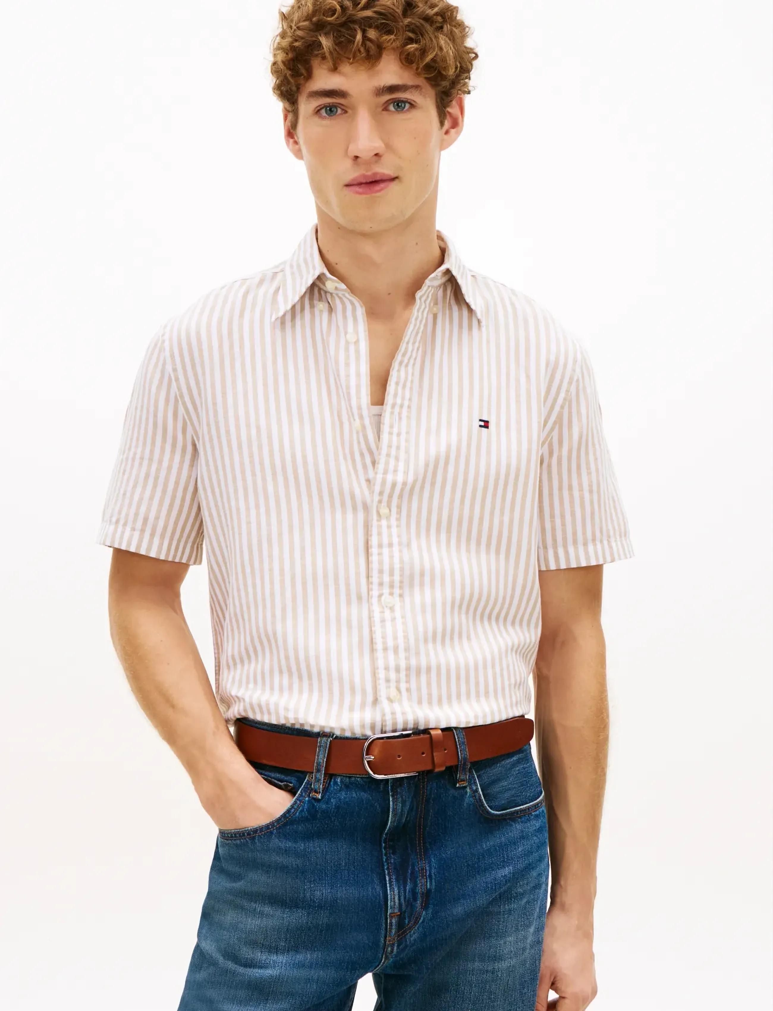 Tommy Hilfiger LINEN BLEND BENGAL STP S/S RF - Tommy Hilfiger - SANDALWOOD   STRIPE / beige
