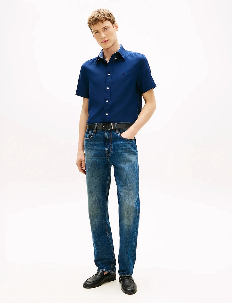 Tommy Hilfiger - LINEN BLEND SOLID SS RF SHT - lühikeste varrukatega särgid - carbon navy - 3