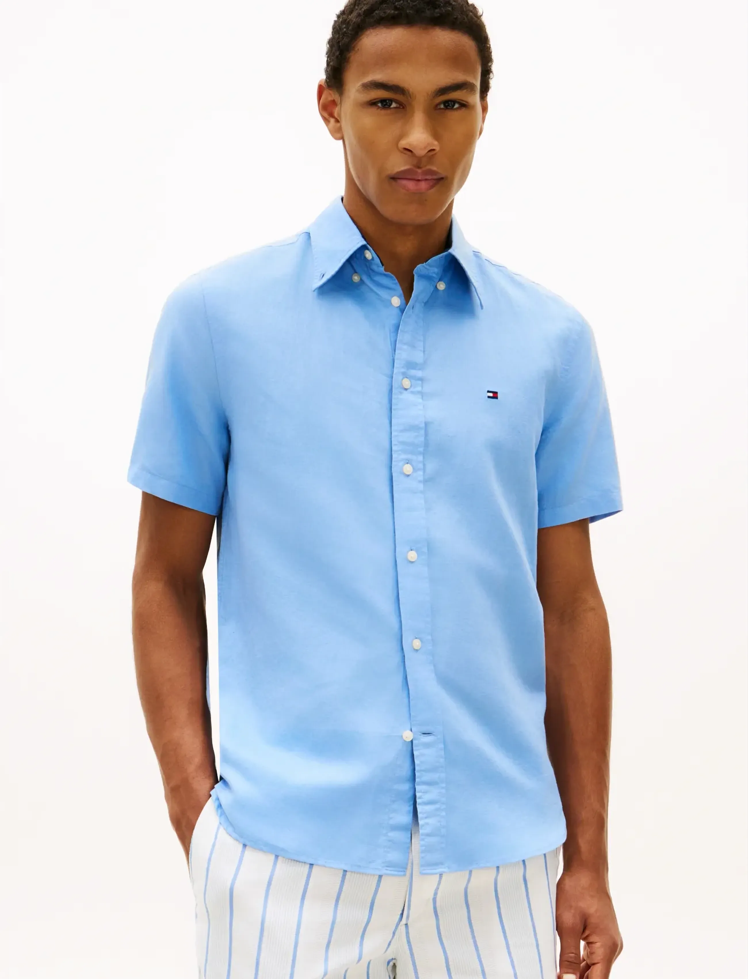 Tommy Hilfiger LINEN BLEND SOLID SS RF SHT - Neuheiten - CLOUDY BLUE / blue