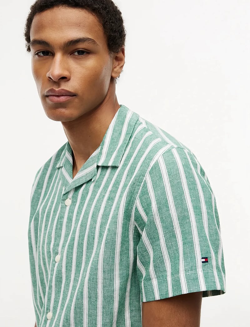 Tommy Hilfiger - LIN BLEND TEXTURE STP S/S RF - kurzarmhemden - nouveau green stripe - 3