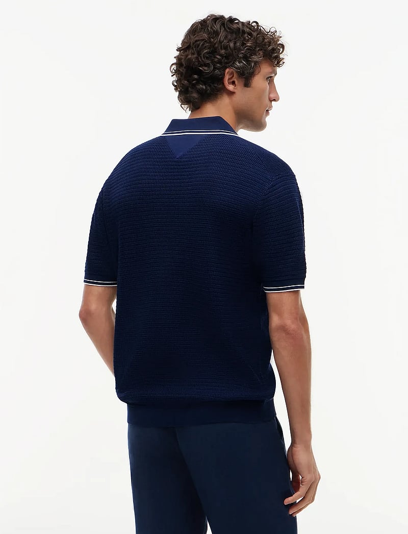 Tommy Hilfiger - DC MEDIUM TEXTURE POLO - gestrickte polohemden - navy iris - 2
