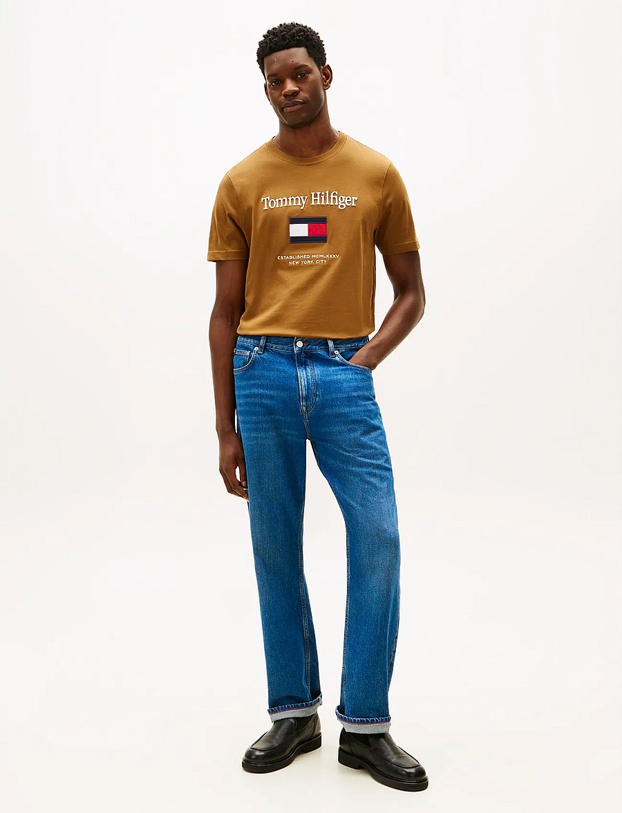 Tommy Hilfiger - HILFIGER EMBRO FLAG T-SHIRT - kortärmade t-shirts - highland khaki - 2