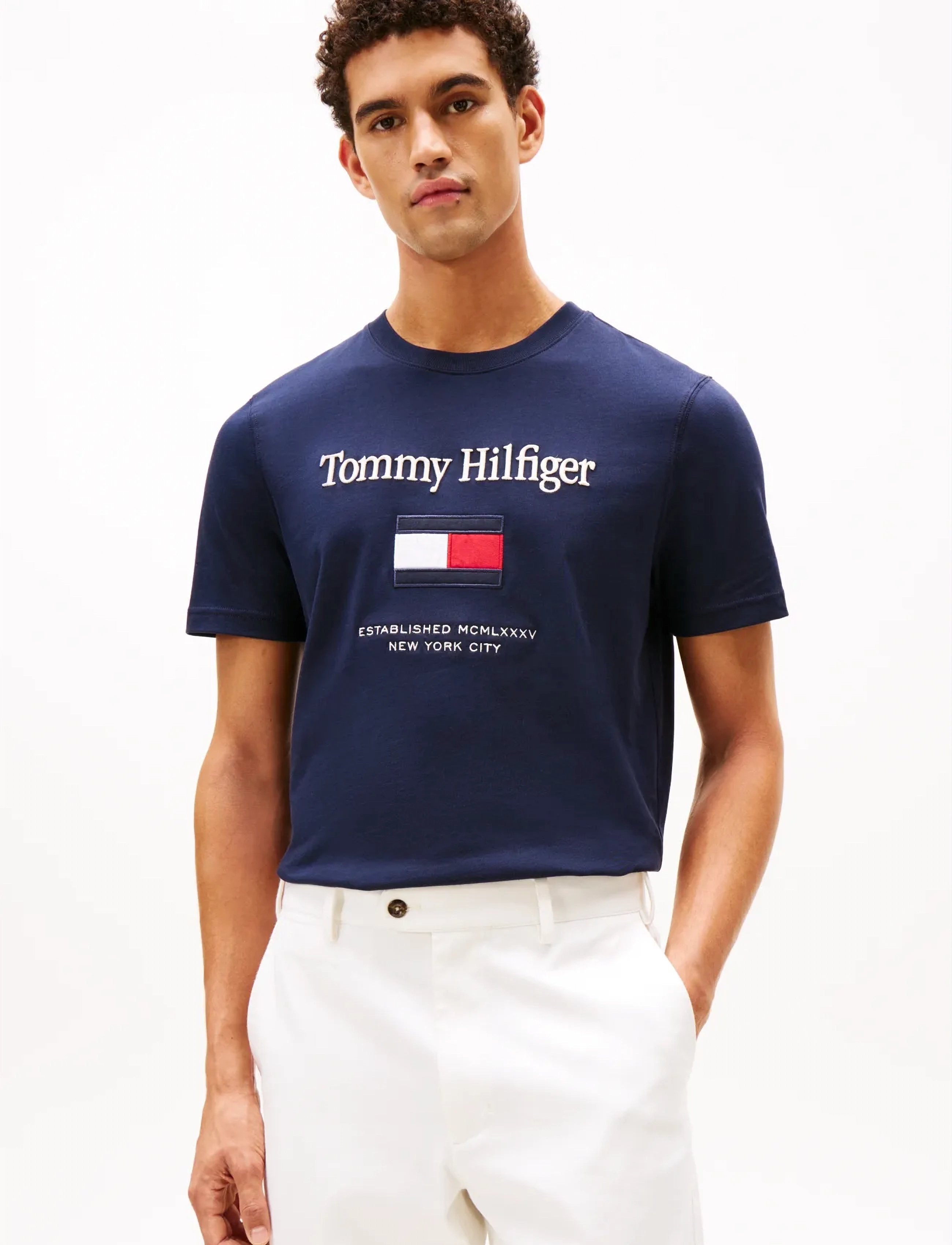 Tommy Hilfiger Hilfiger Embro Flag T-Shirt, L, Navy, T-Shirts > Kortærmede, Herre