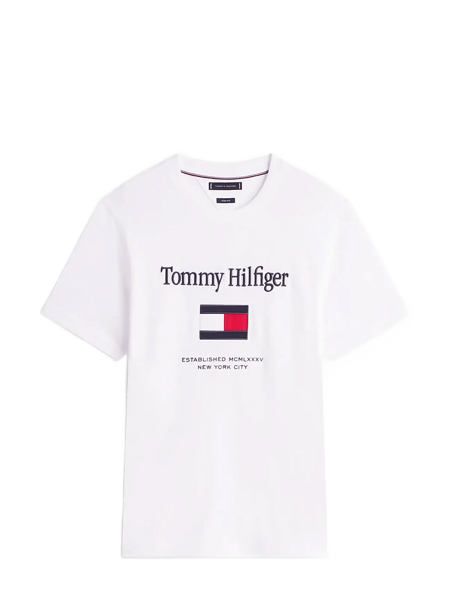 Tommy Hilfiger - HILFIGER EMBRO FLAG T-SHIRT - stutterma bolir - white - 1