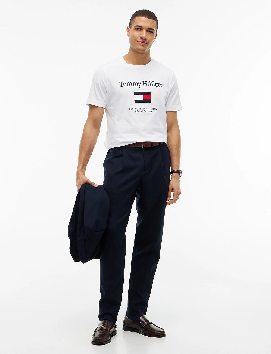 Tommy Hilfiger - HILFIGER EMBRO FLAG T-SHIRT - stutterma bolir - white - 4