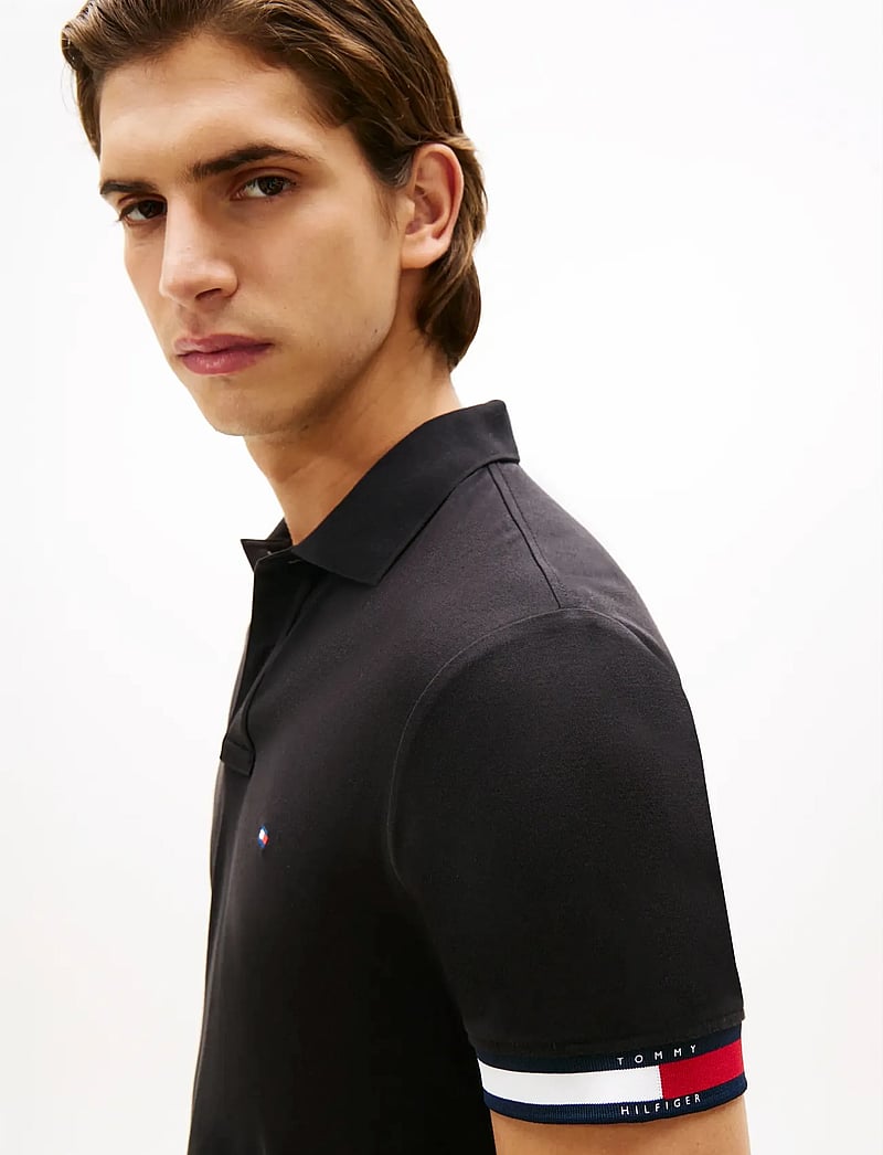 Tommy Hilfiger - RWB CUFF LIQUID COTTON SLIM POLO - kortærmede poloer - black - 4