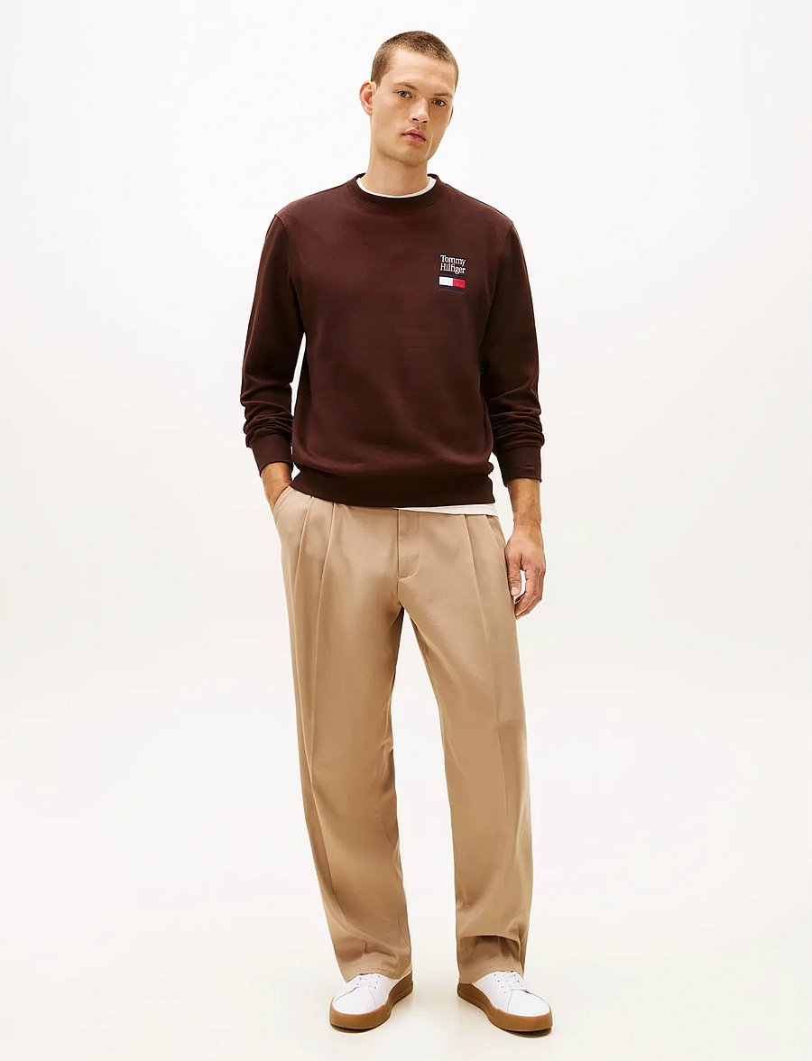 Tommy Hilfiger - TOMMY EMBRO FLAG SWEATSHIRT - sweatshirts - chocolate - 2