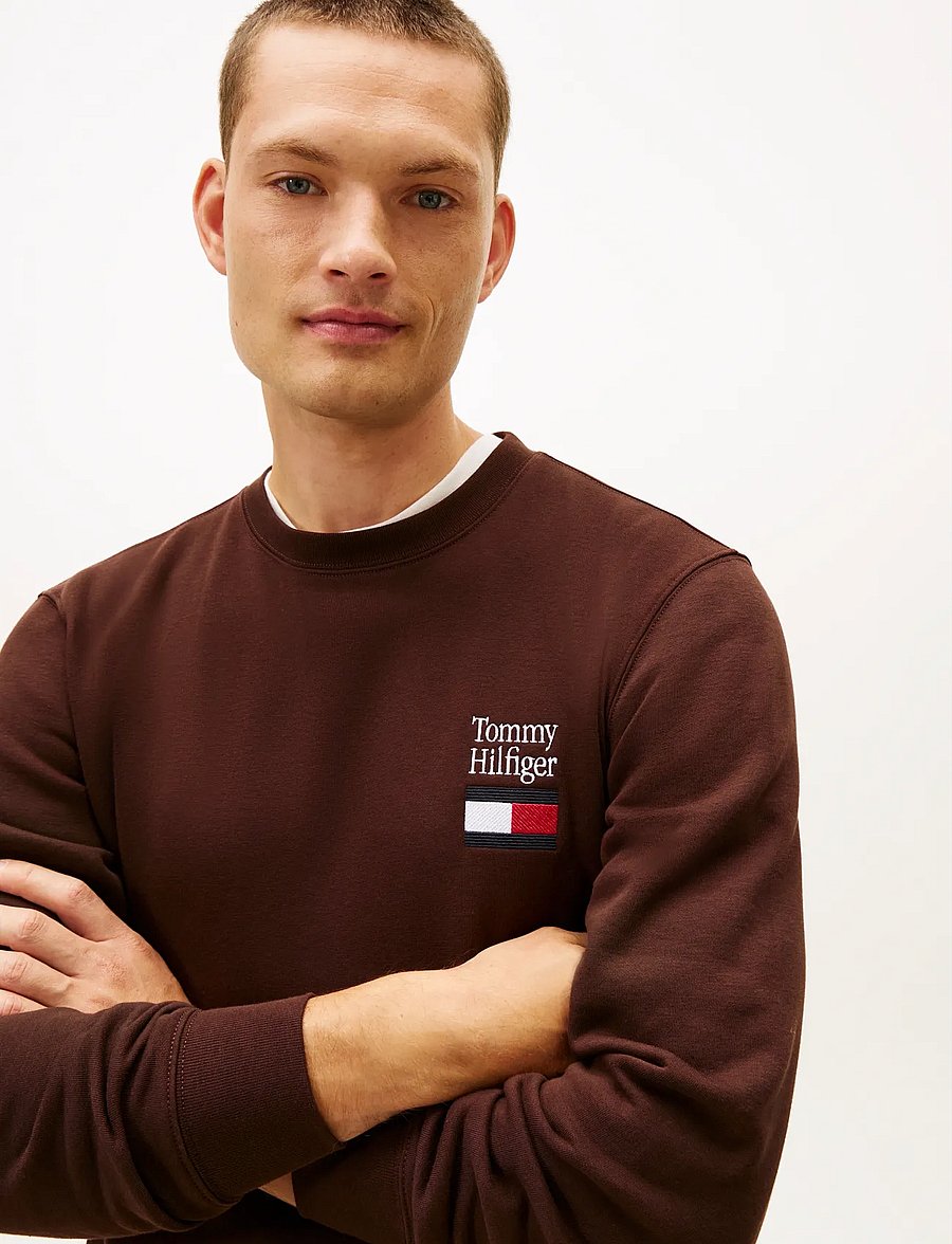 Tommy Hilfiger - TOMMY EMBRO FLAG SWEATSHIRT - sweatshirts - chocolate - 4