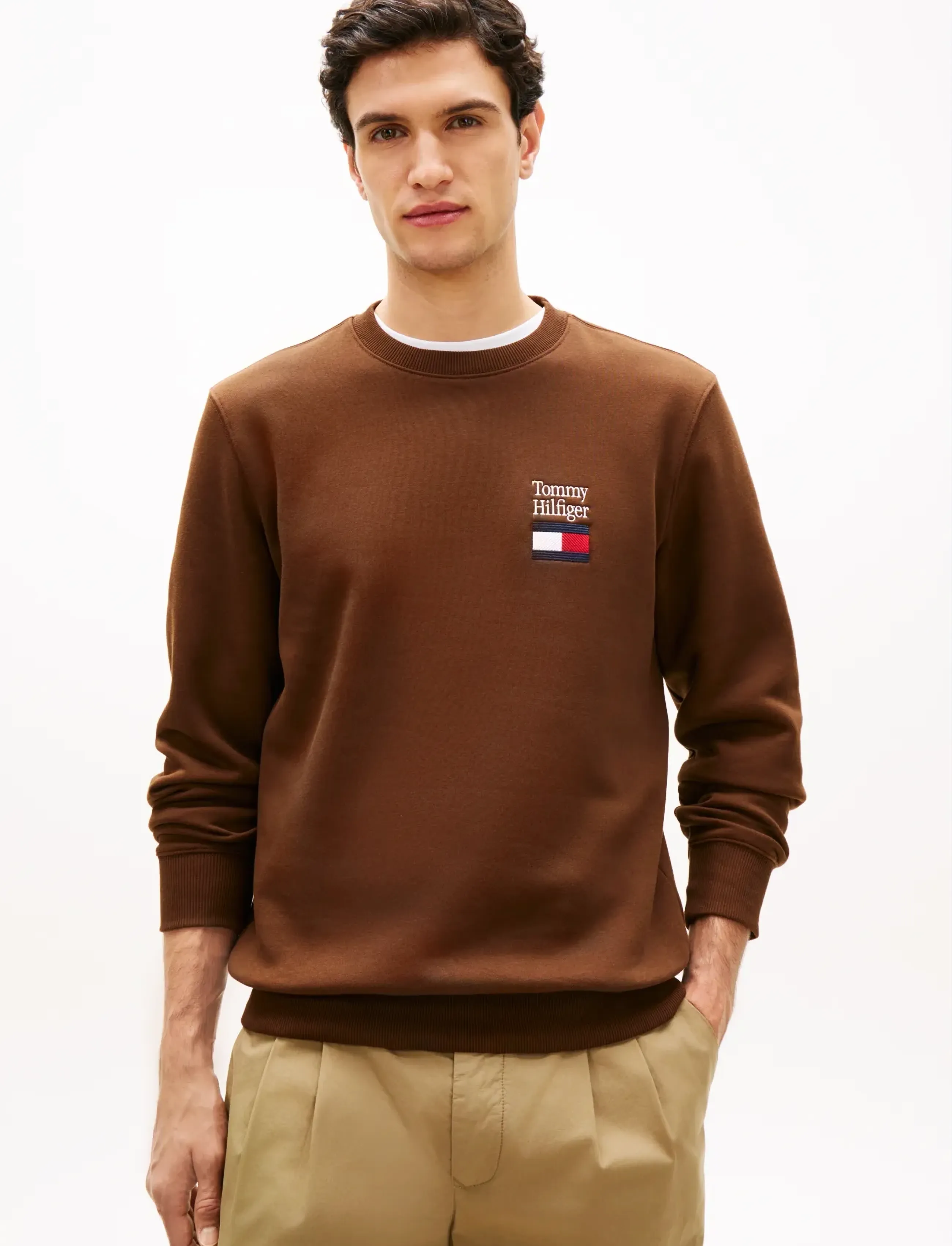 Tommy Hilfiger TOMMY EMBRO FLAG SWEATSHIRT - Tøj - LEGACY BROWN / brown