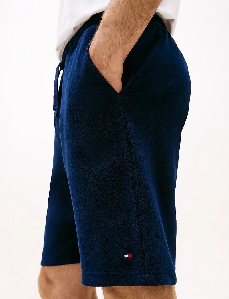 Tommy Hilfiger - TOWELLING SWEATSHORTS - sweatshorts - carbon navy - 4