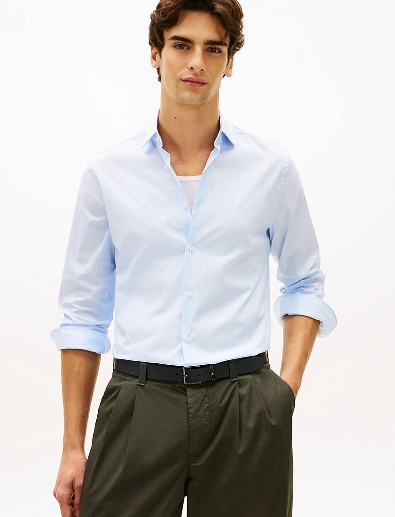 Tommy Hilfiger - DC FLEX COLLAR HAIRLINE STRIPE - pidulikud särgid - sweet blue - 0
