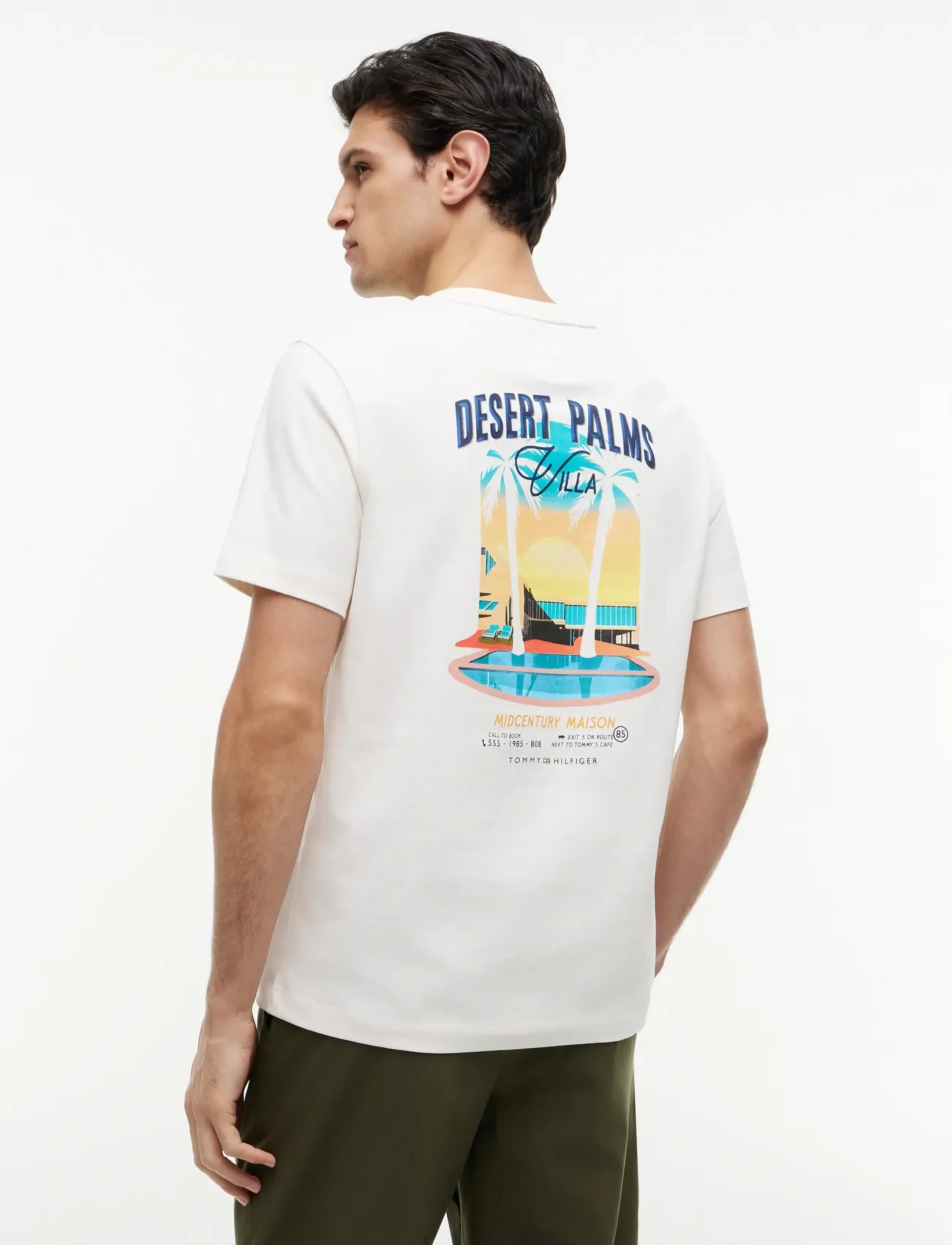 Tommy Hilfiger - SUMMER BACK GRAPHIC REGULAR TEE - kortærmede t-shirts - ivory petal - 2