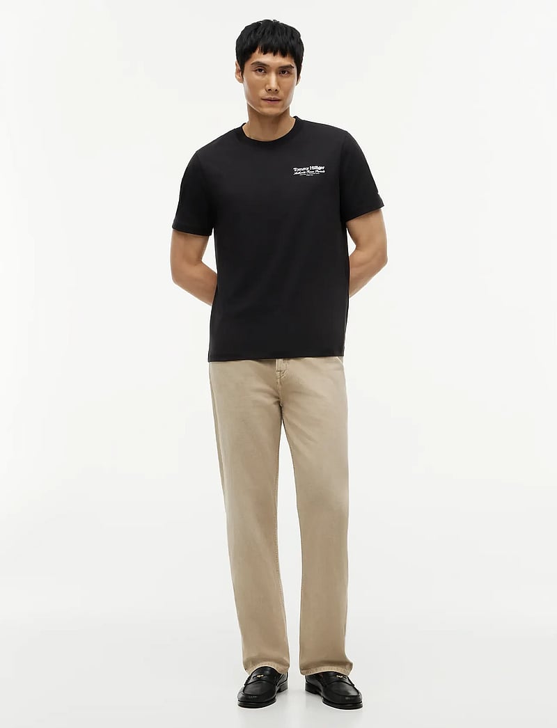 Tommy Hilfiger - NAUTICAL BACK GRAPHIC REG TEE - kortærmede t-shirts - black - 4