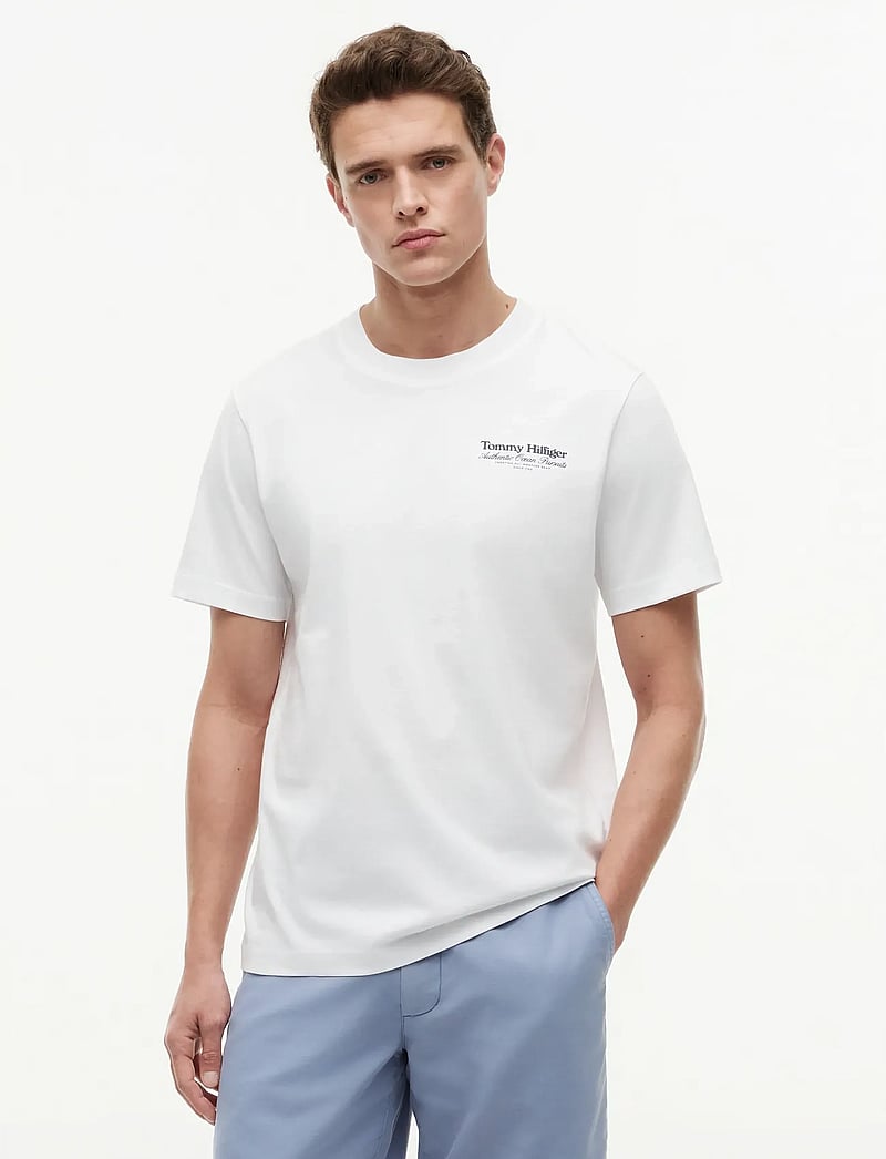 Tommy Hilfiger - NAUTICAL BACK GRAPHIC REG TEE - kortærmede t-shirts - white - 0