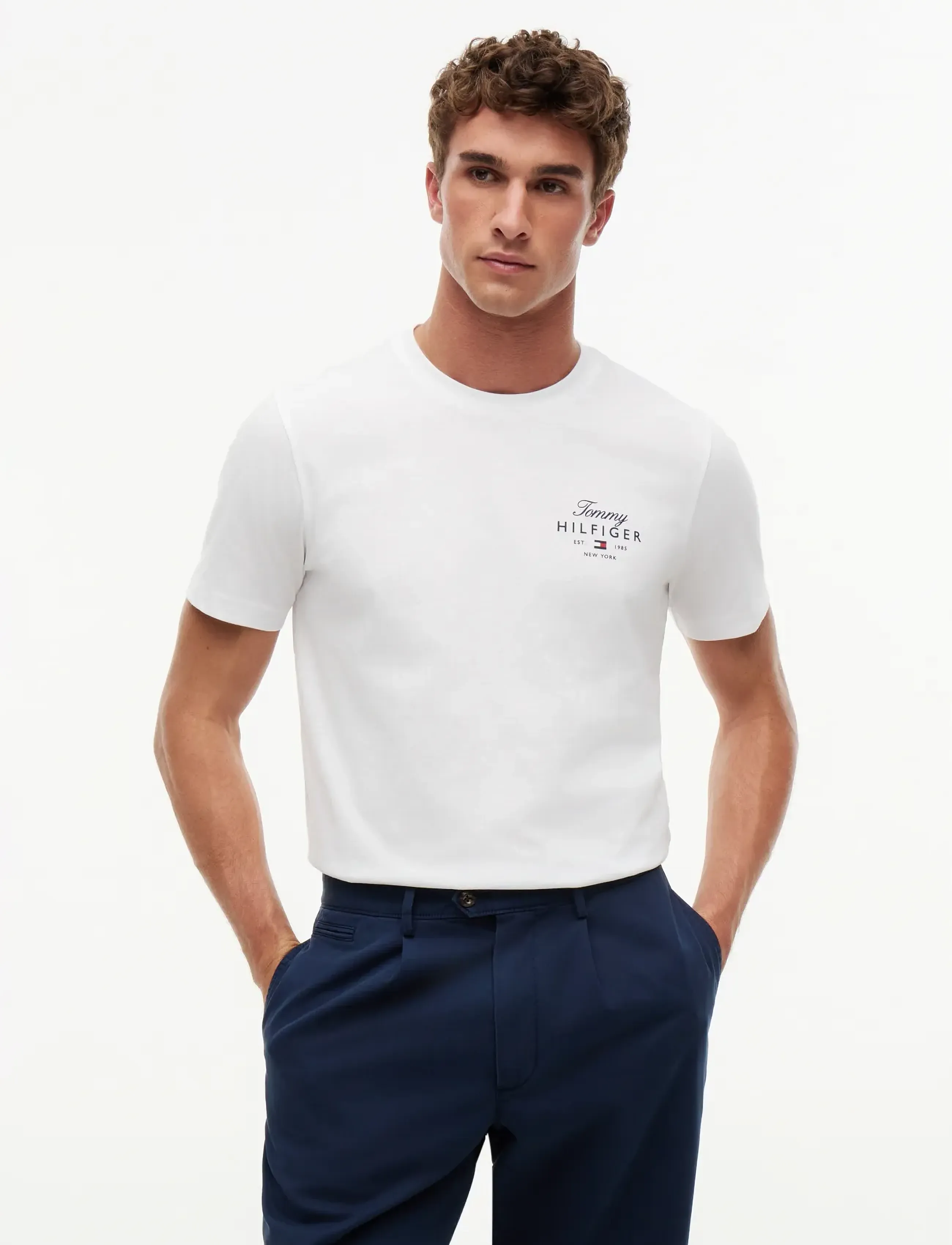 Tommy Hilfiger Script Stack Regular Tee, S, White, T-Shirts > Kortærmede, Herre