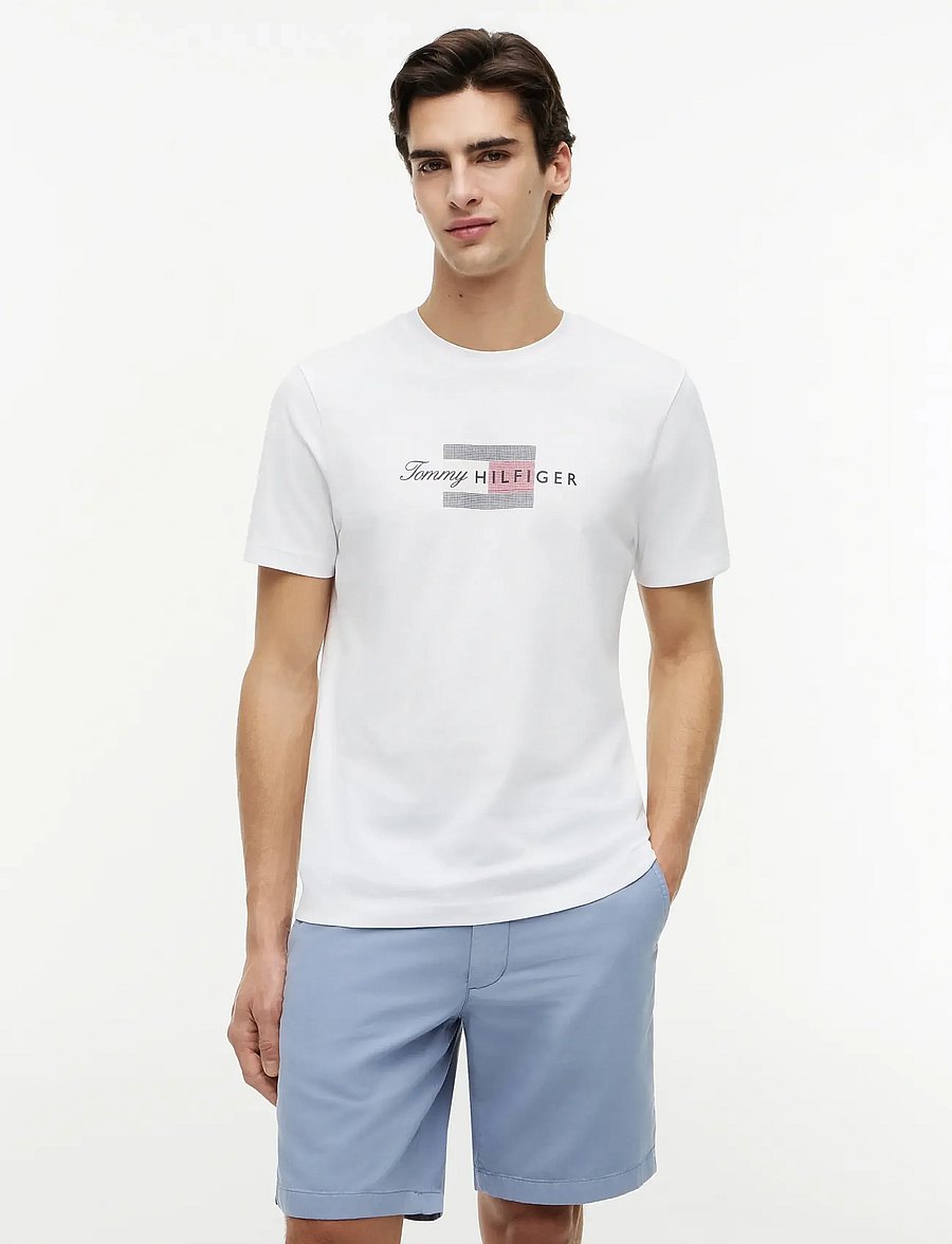 Tommy Hilfiger - SCRIPT FLAG REGULAR TEE - short-sleeved t-shirts - white - 0