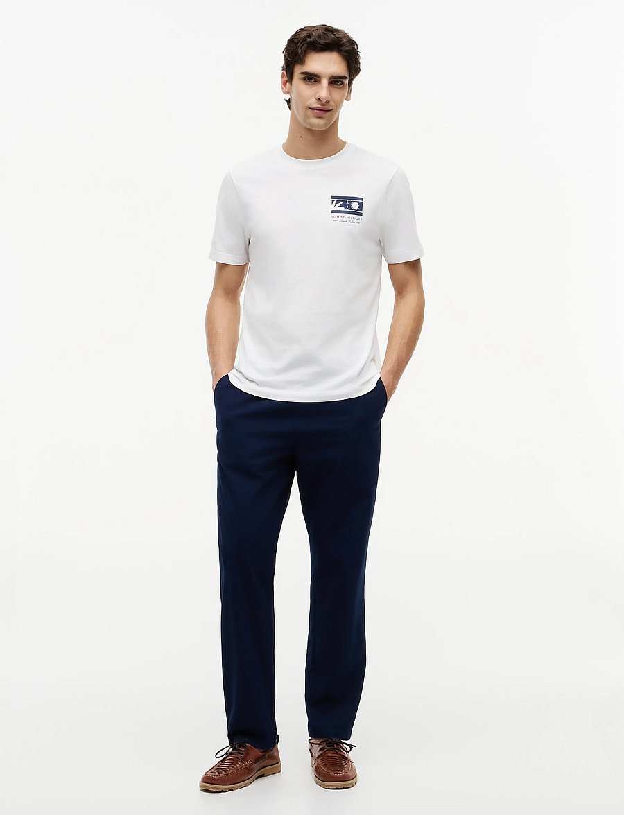 Tommy Hilfiger - MONO SUN GRAPHIC REGULAR TEE - kurzärmelige t-shirts - white - 4