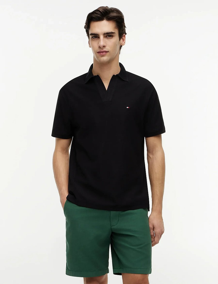 Tommy Hilfiger - V NECK CREPE CLASSIC POLO - kortærmede poloer - black - 0
