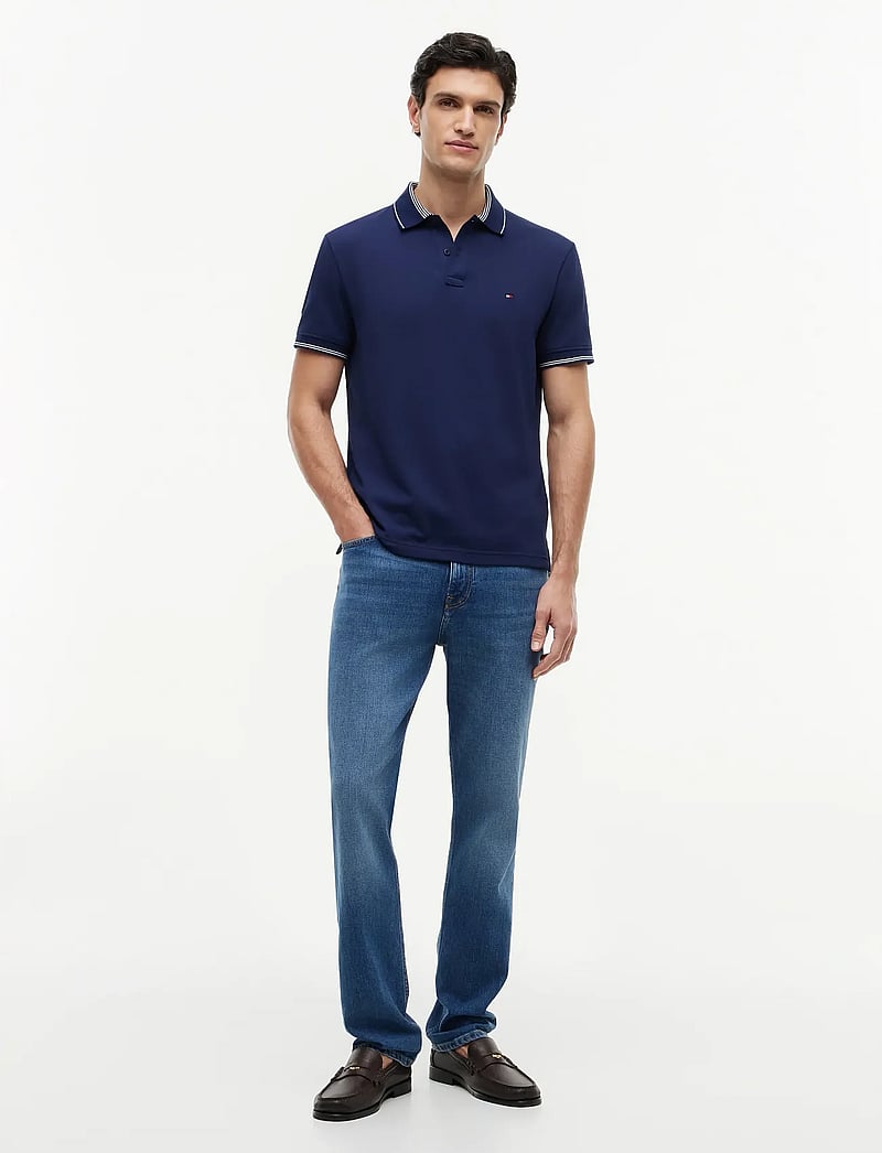 Tommy Hilfiger - STRIPE UNDERCLLR PIQUE REG POLO - kortærmede poloer - carbon navy - 4