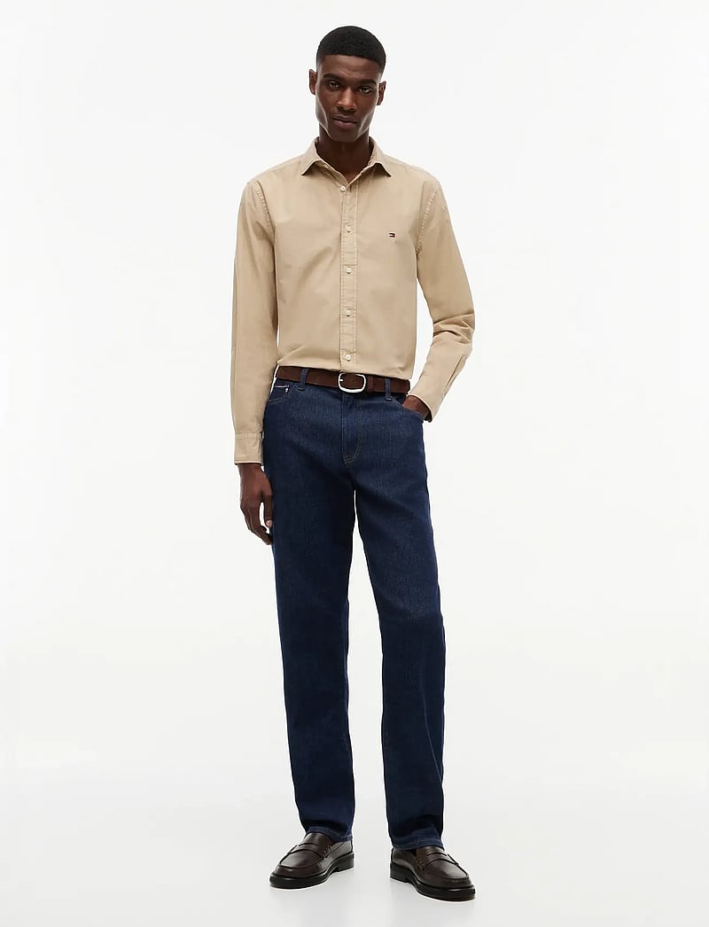 Tommy Hilfiger - GMD POPLIN SEMI SPREAD RF SHT - casual skjorter - sandalwood - 4