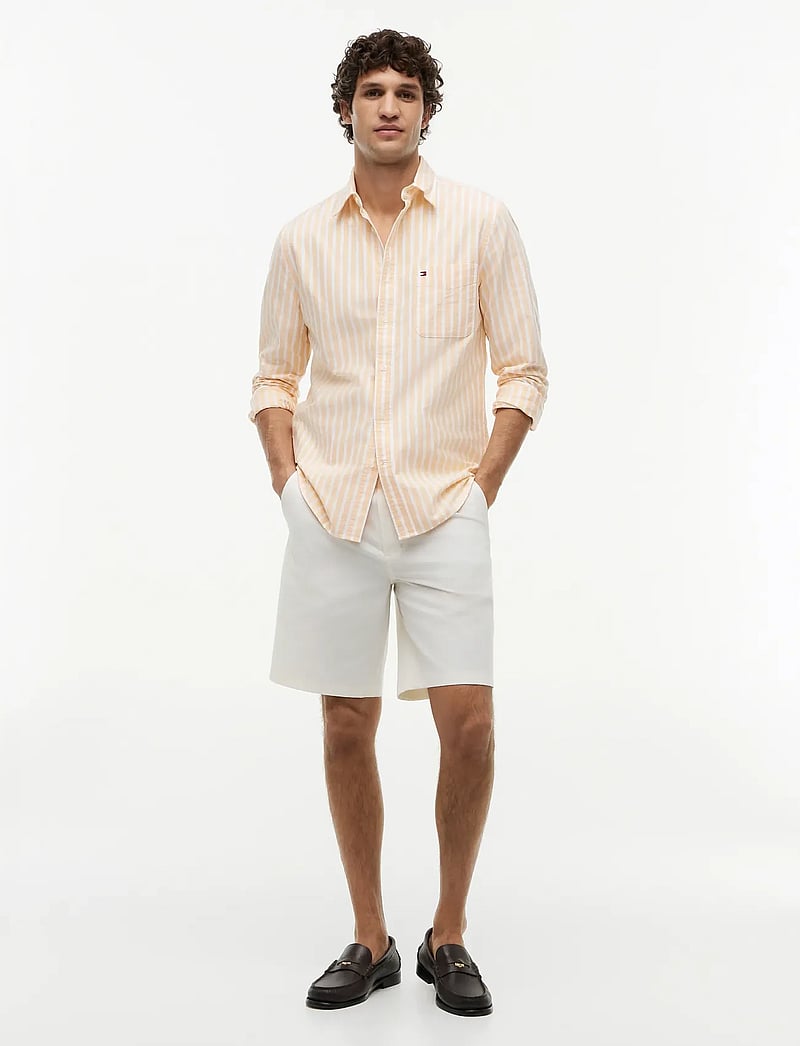 Tommy Hilfiger - HERITAGE OXFORD SEASONAL STP - dryžuoti marškiniai - orange flash stripe - 4
