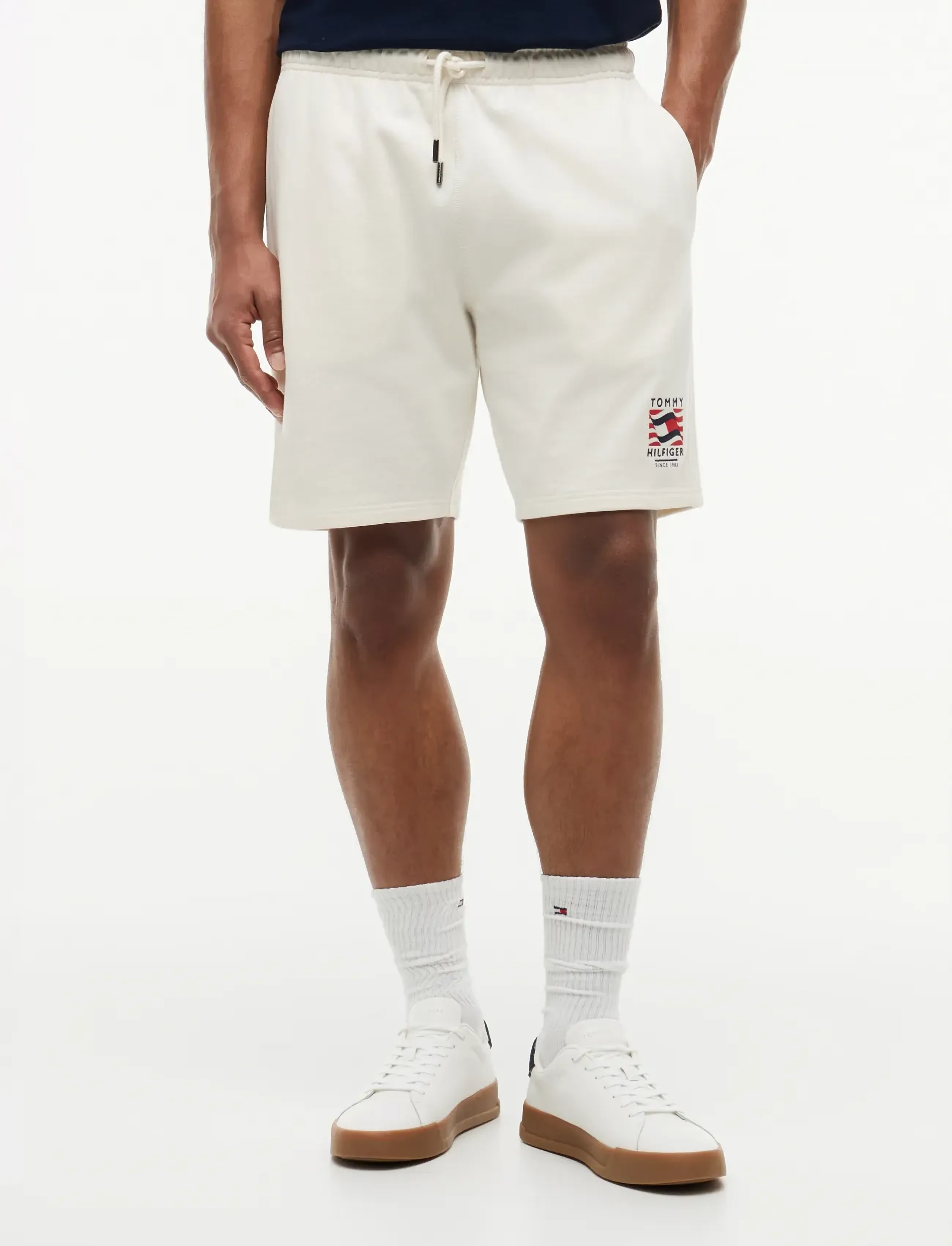 Tommy Hilfiger RWB BOX FLAG TR SWEATSHORT - Sweatshorts - IVORY PETAL / white