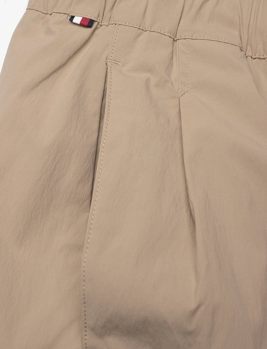 Tommy Hilfiger - UTILITY SHORTS - outdoorshorts - batique khaki - 5