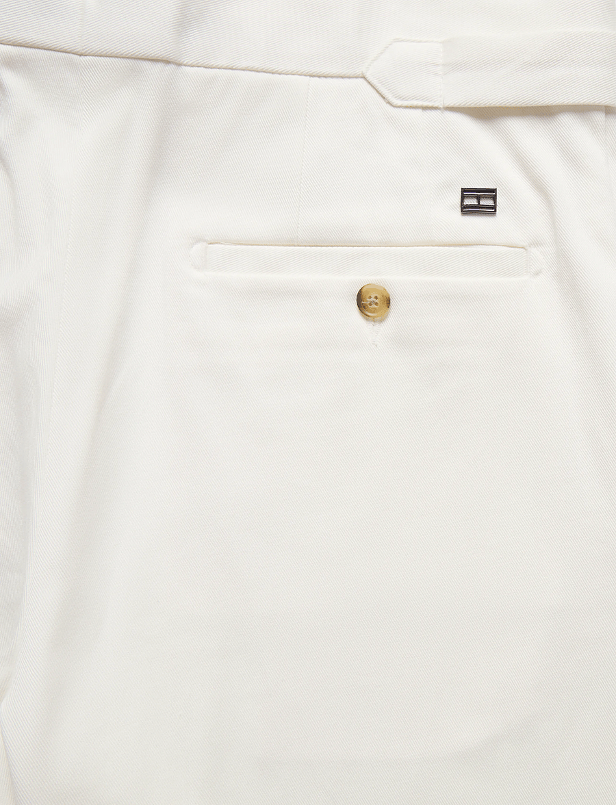 Tommy Hilfiger - DC TWILL RELAXED FIT PANTS - casual byxor - ivory petal - 4