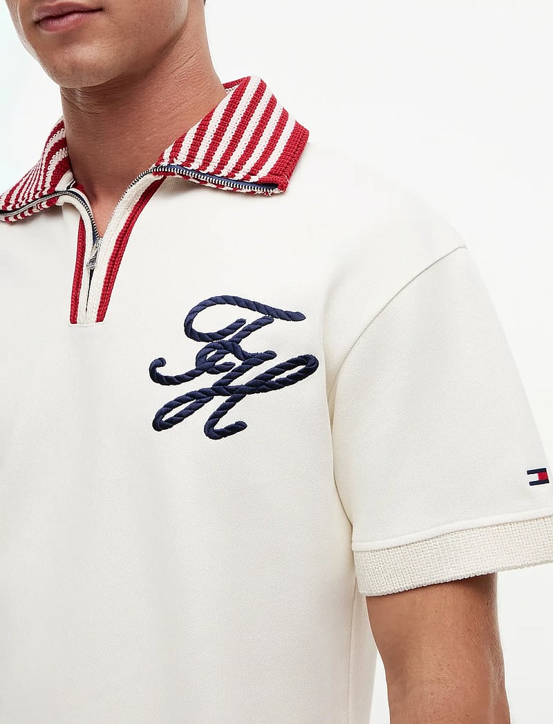 Tommy Hilfiger - T1 ZIP REXACED FIT POLO - kortærmede poloer - ivory petal - 3