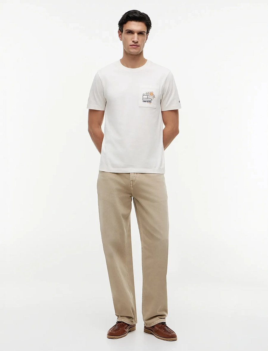 Tommy Hilfiger - SUMMER FLORAL GRAPHIC POCKET TEE - short-sleeved t-shirts - ivory petal - 4