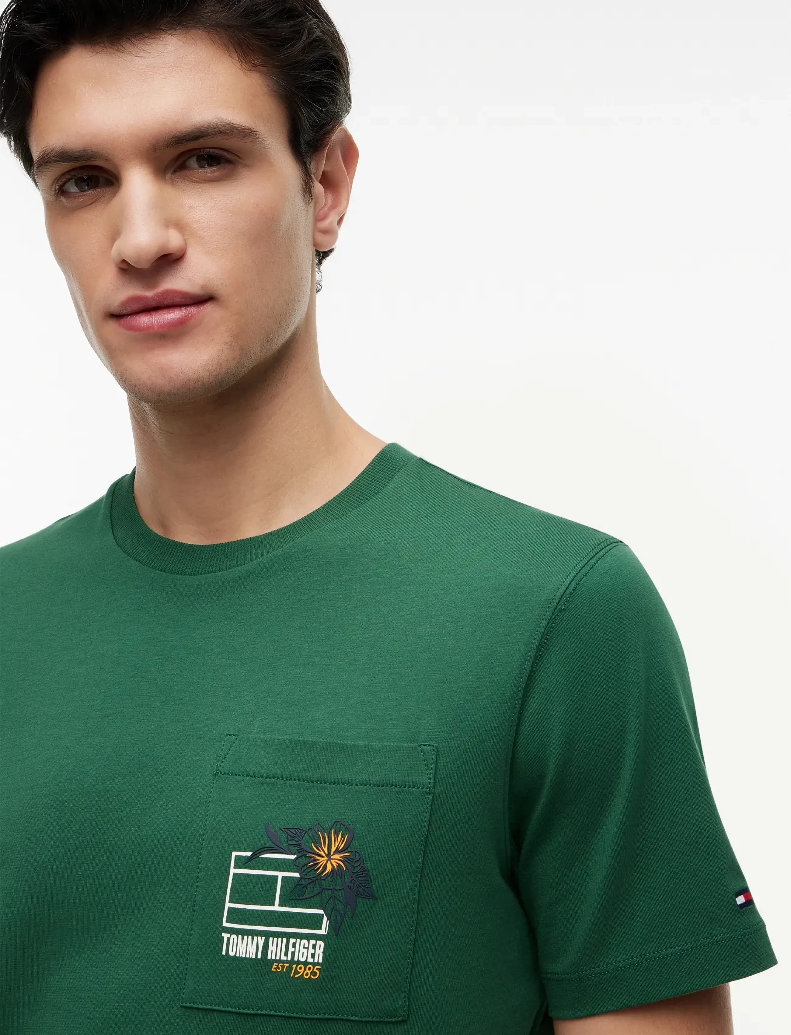 Tommy Hilfiger - SUMMER FLORAL GRAPHIC POCKET TEE - short-sleeved t-shirts - street green - 3
