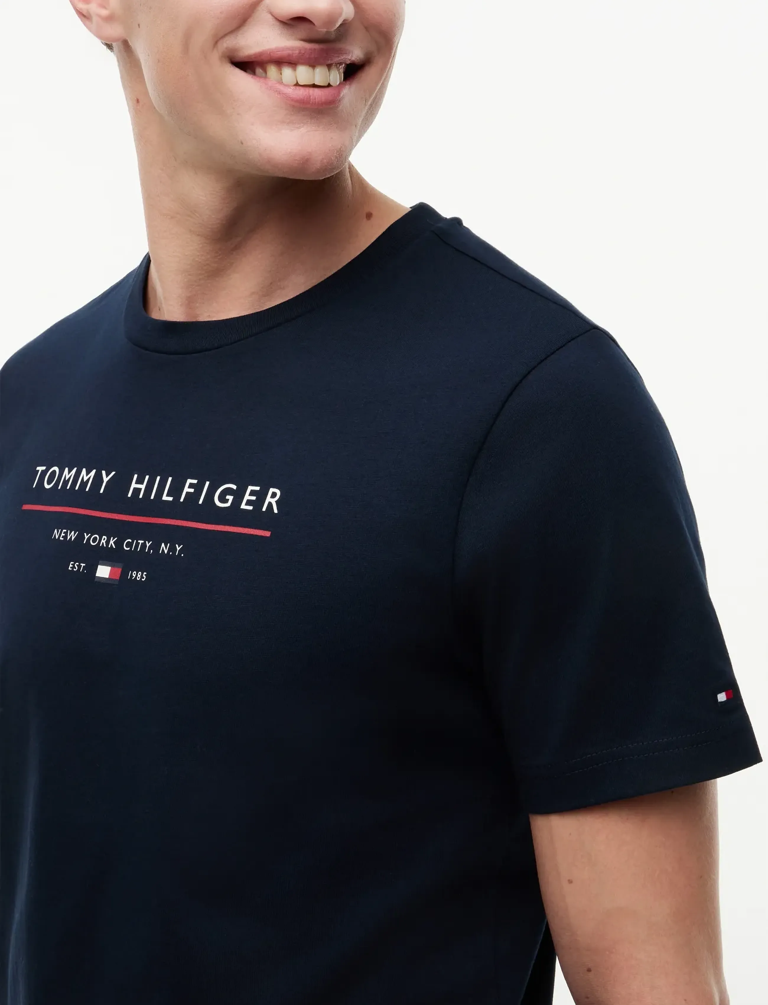 Tommy Hilfiger - BRAND LOVE NEW RWB REG TEE - kortærmede t-shirts - desert sky - 3
