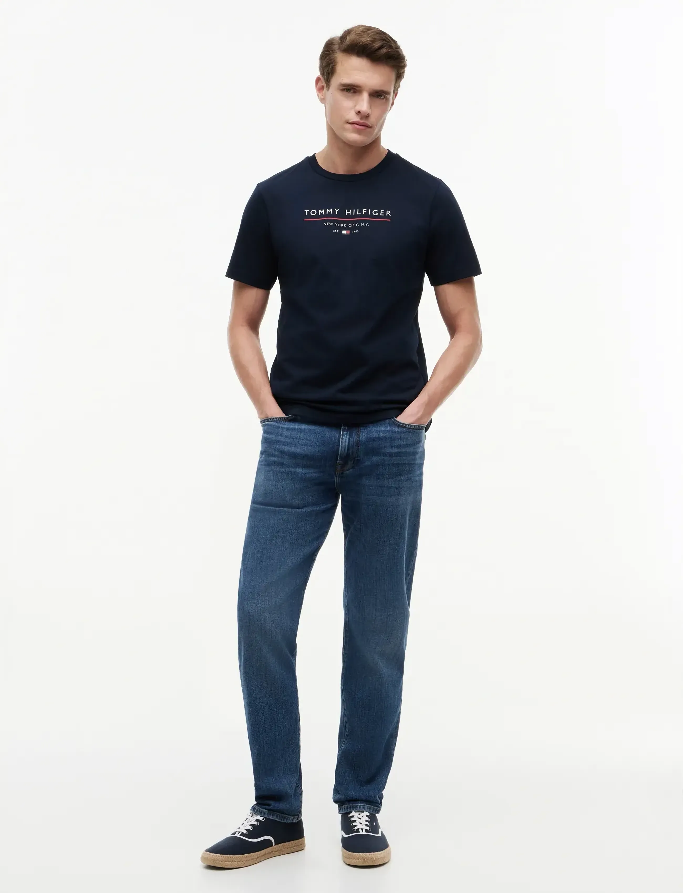 Tommy Hilfiger - BRAND LOVE NEW RWB REG TEE - kortærmede t-shirts - desert sky - 4