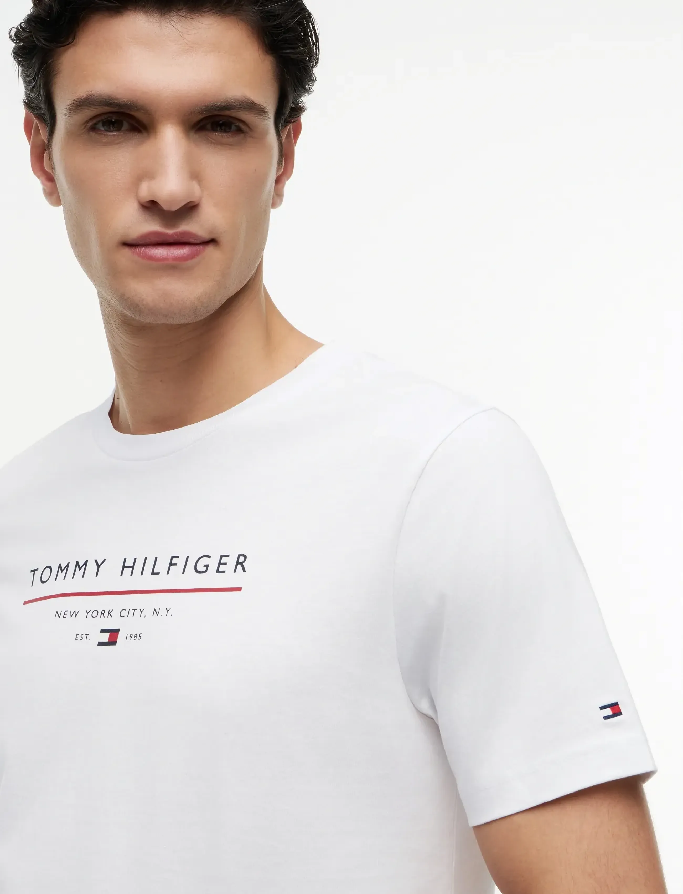 Tommy Hilfiger - BRAND LOVE NEW RWB REG TEE - kortermede t-skjorter - white - 3