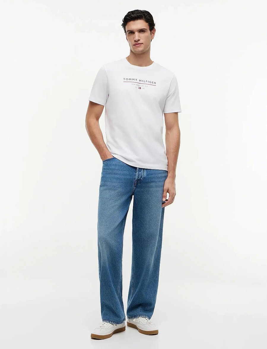 Tommy Hilfiger - BRAND LOVE NEW RWB REG TEE - short-sleeved t-shirts - white - 4
