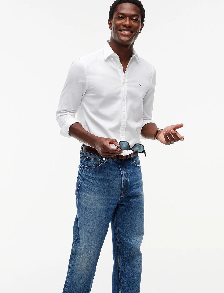 Tommy Hilfiger - FLEX DOBBY SF SHIRT - freizeithemden - white - 5
