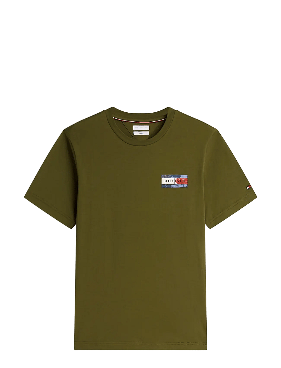 Tommy Hilfiger - BRAND LOVE BACK FLAG GRAPHIC TEE - kortærmede t-shirts - huntsman green - 1