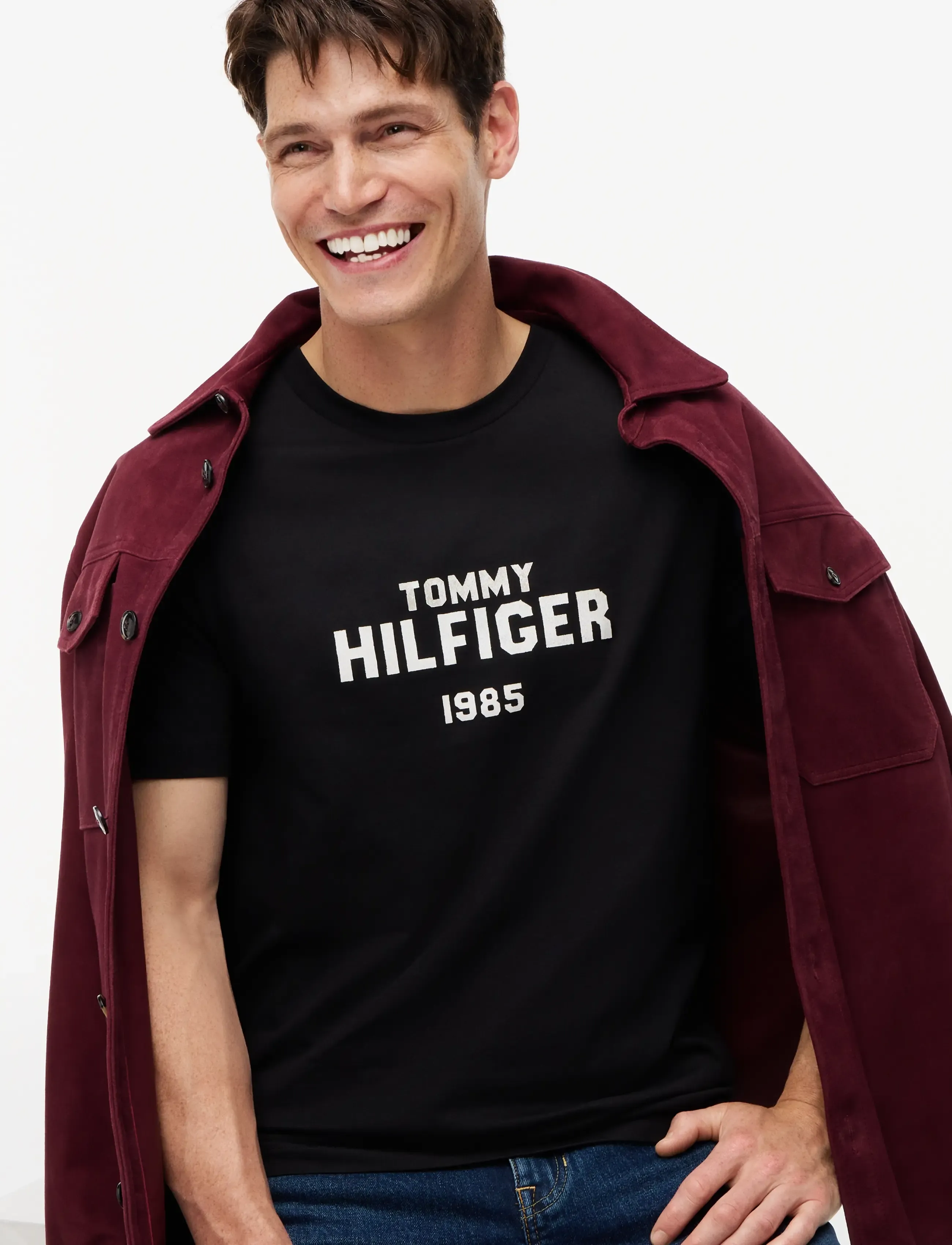 Tommy Hilfiger - BRAND LOVE STACK TEE - lühikeste varrukatega t-särgid - black - 3