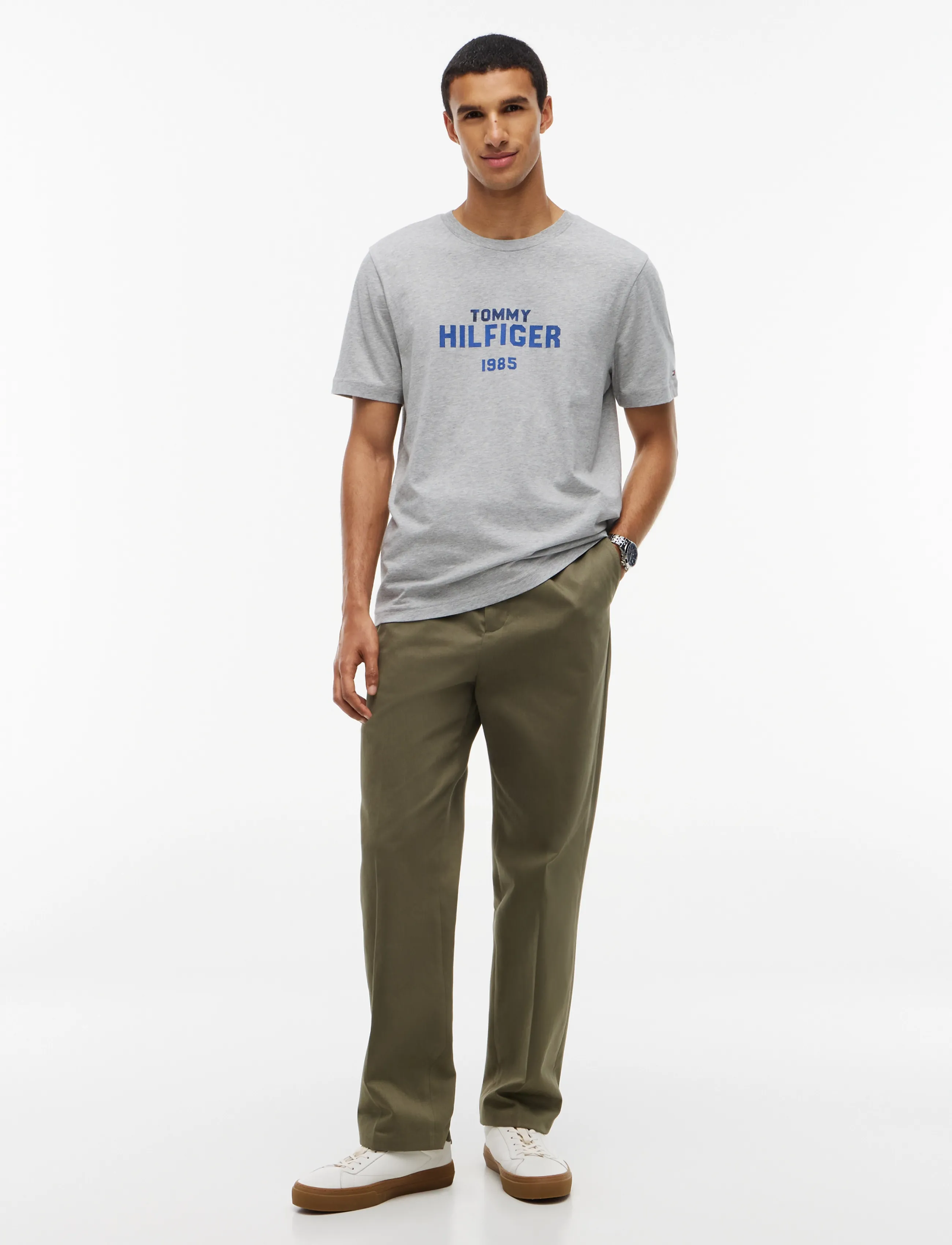 Tommy Hilfiger - BRAND LOVE STACK TEE - lühikeste varrukatega t-särgid - light grey heather - 4
