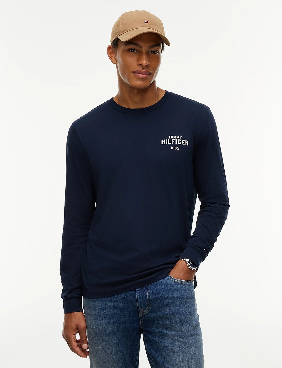 Tommy Hilfiger - HILFIGER 1985 GRAPHIC LS TEE - navy blue - 0