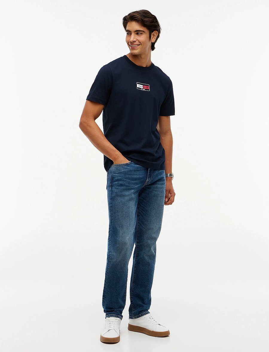 Tommy Hilfiger - BRAND LOVE SMALL FLAG TEE - kurzärmelige t-shirts - navy blue - 4